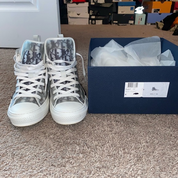 Size 7 fits like an 8 only wore 3 time - Picture 6 of 7